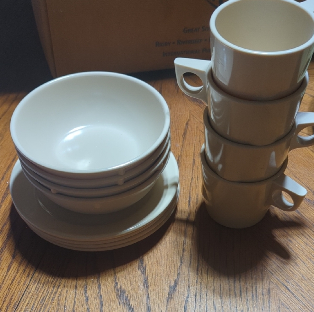 Cream Dallas Ware